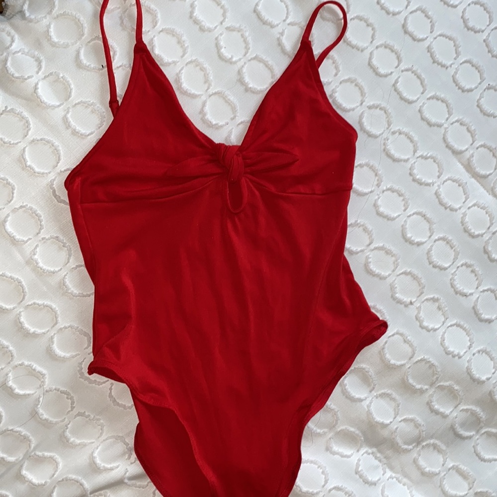 Keyhole front bodysuit